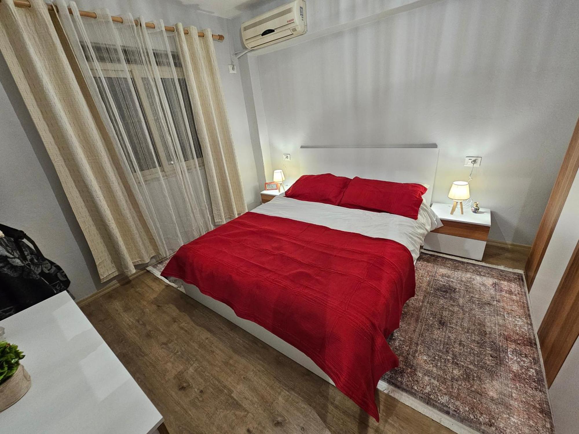 Library Apartment By Bohem Rentals Durrës Exteriör bild