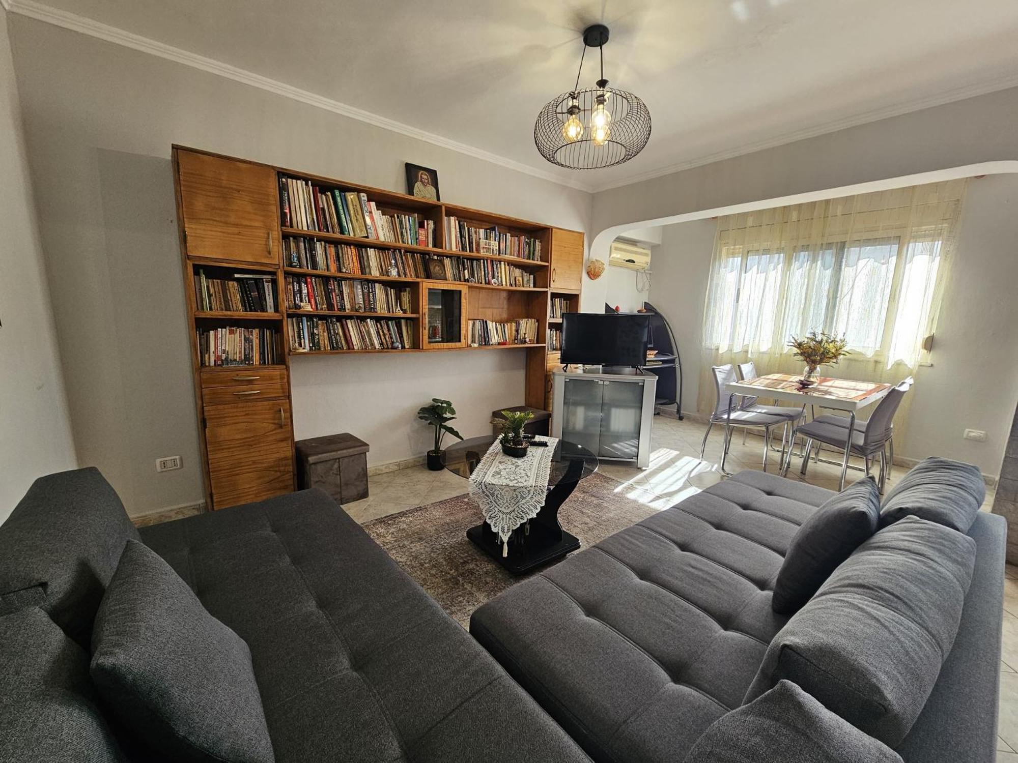 Library Apartment By Bohem Rentals Durrës Exteriör bild